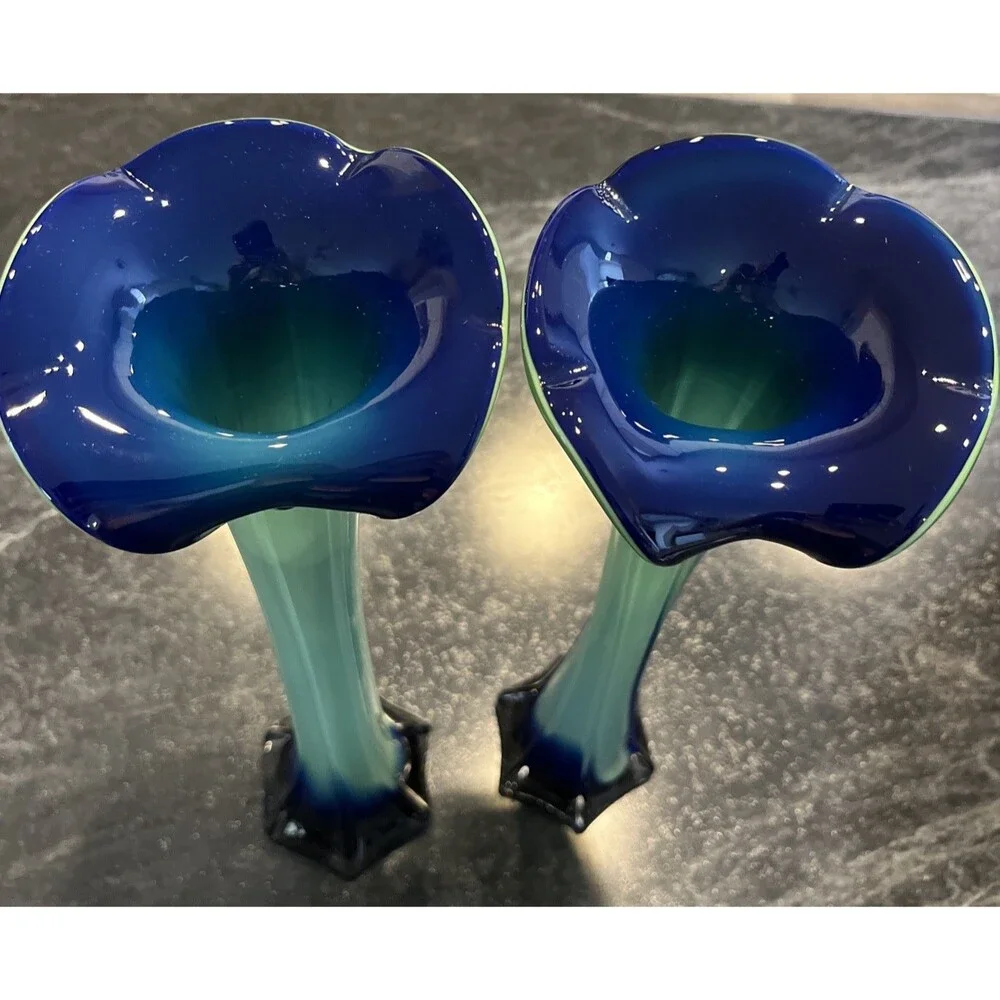 VNTG hand blown “Jack in the Pulpit” art glass vases MCM set of 2 swung glass ￼
